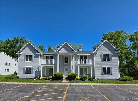 151 Chestnut St, Wilson, NY 14172