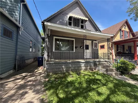 76 Sattler Ave, Buffalo, NY 14211