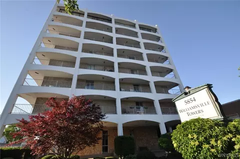 5854 Main St #306, Amherst, NY 14221