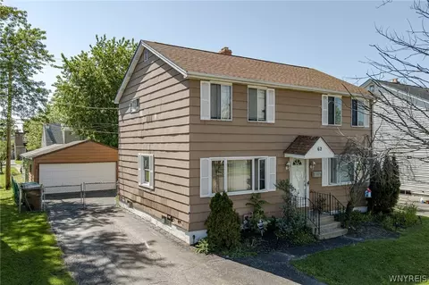 62 Patricia Ln, Cheektowaga, NY 14227