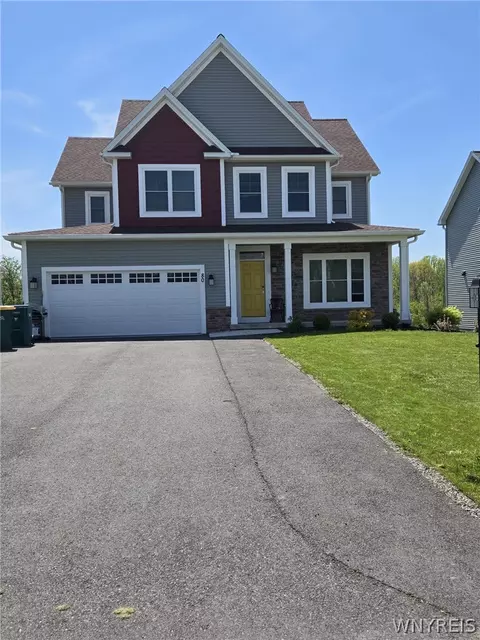 80 Chatwood Ln, Henrietta, NY 14467
