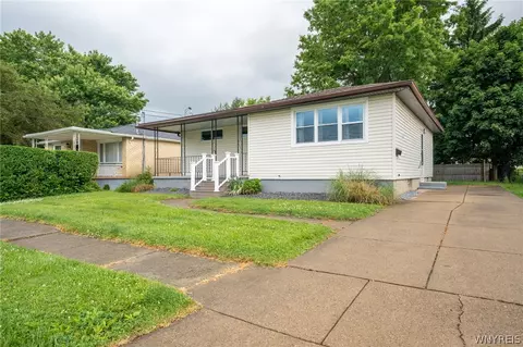 122 Edison St, Lackawanna, NY 14218