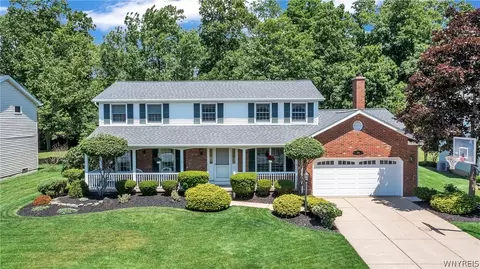 154 Fairview Ct, Grand Island, NY 14072