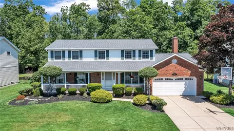 154 Fairview Ct, Grand Island, NY 14072
