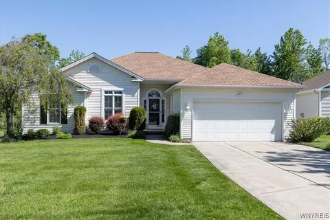 125 Blacksmith Dr, East Amherst, NY 14051