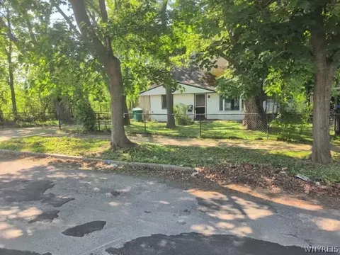 1509 Lafayette Ave, Niagara Falls, NY 14305