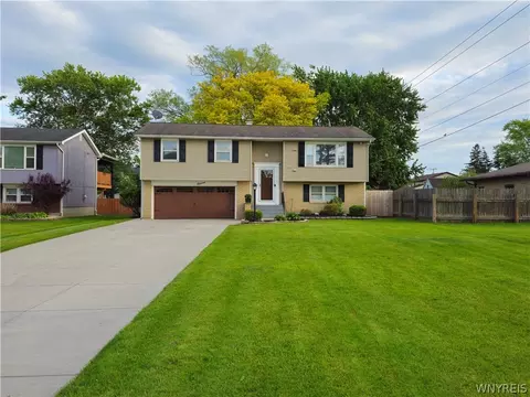 11 Joel Dr, Depew, NY 14043