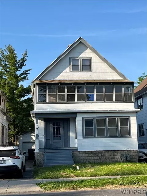 197 Shirley Ave, Buffalo, NY 14215