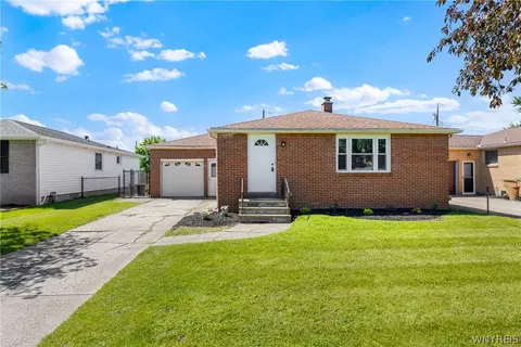 19 Davidson Dr, Depew, NY 14043