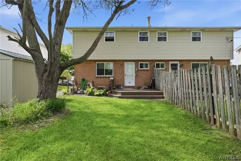 Exterior - 86 Patsy Ln, Depew, NY 14043 photo 2 of 6