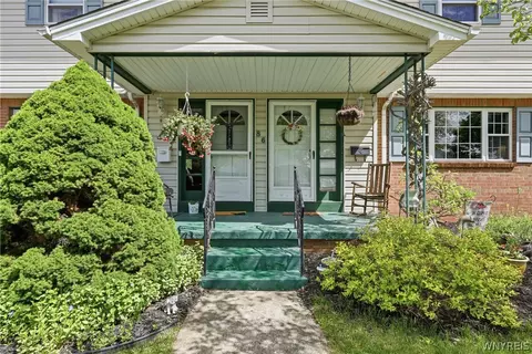 Exterior - 86 Patsy Ln, Depew, NY 14043 photo 1 of 6