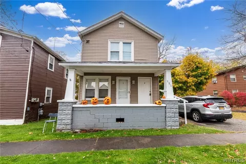151 Gooding St, Lockport, NY 14094