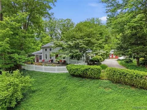 9665 New Oregon Rd, Eden, NY 14057