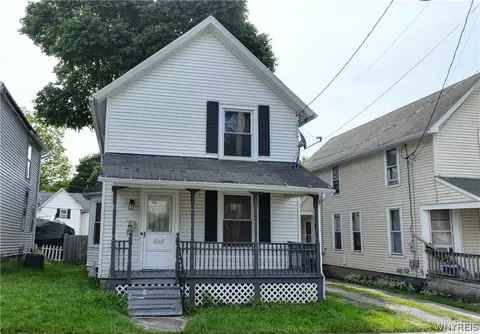 110 Prospect St, Lockport, NY 14094