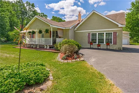 1340 Cain Rd, Porter, NY 14174