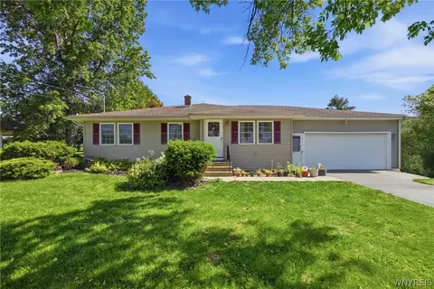 1635 Brant Rd, North Collins, NY 14111