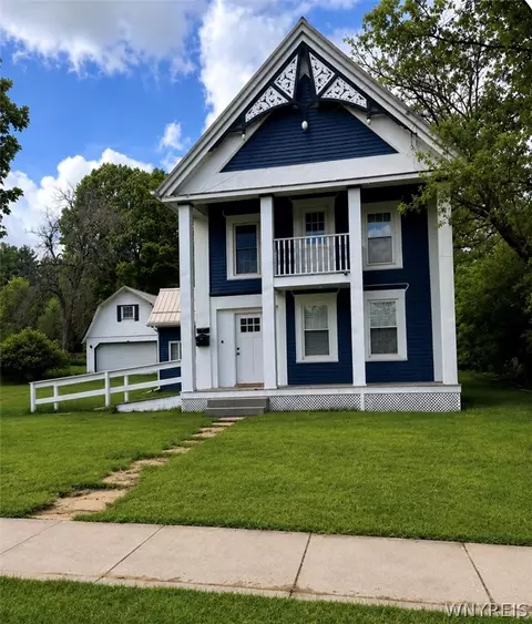 168 S Brooklyn Ave, Wellsville, NY 14895