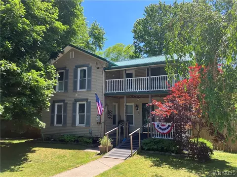 10296 Ridge Rd, Ridgeway, NY 14103