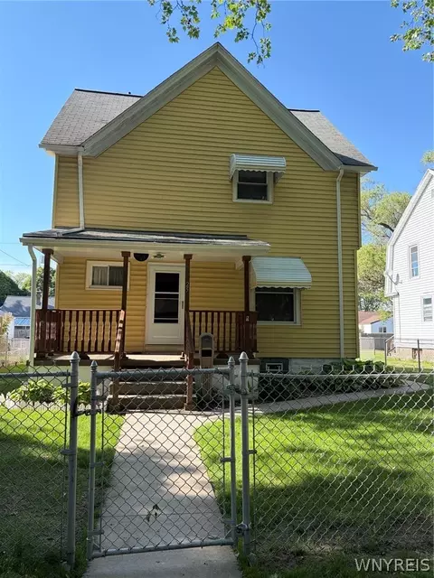 25 C St, Niagara Falls, NY 14303