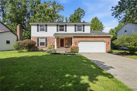 152 Schimwood Ct, Getzville, NY 14068