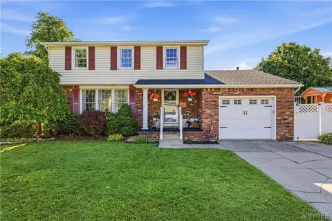 80 Roosevelt Ave, Lancaster, NY 14086