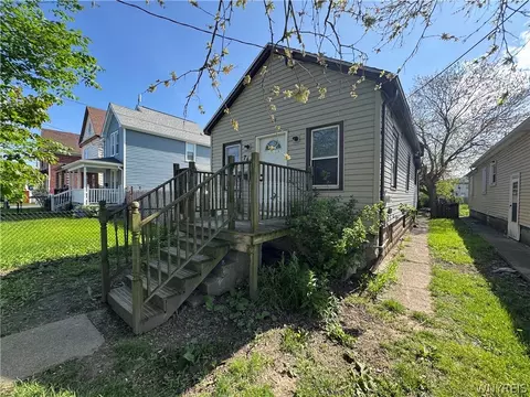 745 19th St, Niagara Falls, NY 14301