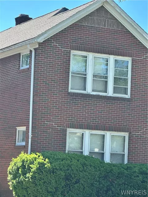 43 Hawthorne Ave, Buffalo, NY 14223