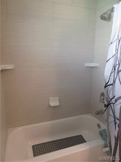 Bath - 571 Tuscarora Rd, Evans, NY 14006 photo 3 of 3