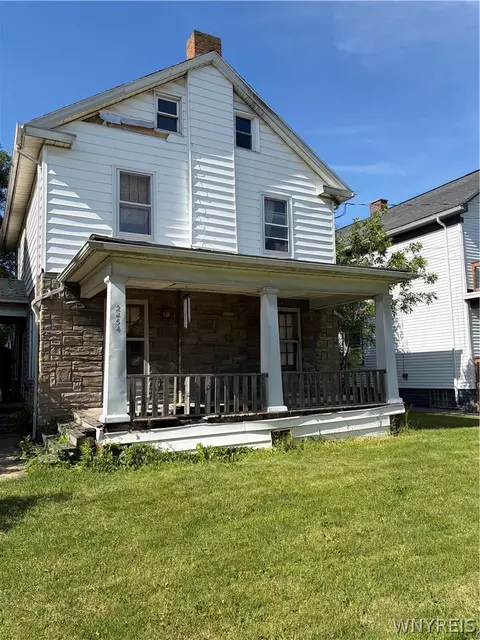 2454 Whitney Ave, Niagara Falls, NY 14301