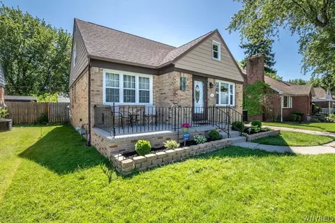 801 S Huth Rd, Cheektowaga, NY 14225