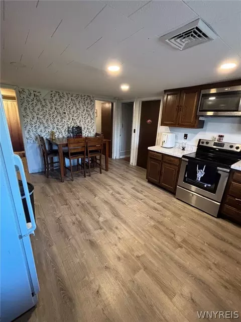 Kitchen - 1874 Hess Rd, Appleton, NY 14008 photo 5 of 6