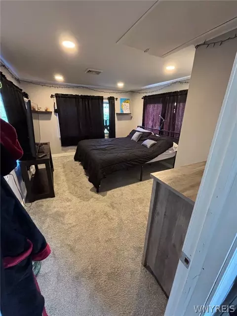Bedroom - 1874 Hess Rd, Appleton, NY 14008 photo 3 of 7