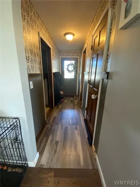 Entry Way - 1874 Hess Rd, Appleton, NY 14008 photo 1 of 2