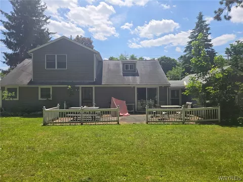 14 Gratton Dr, Bath, NY 14810 photo 8