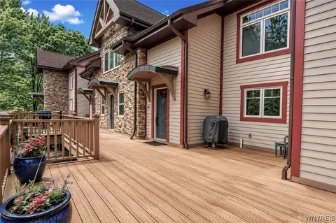 12 Mountain Vw, Ellicottville, NY 14731