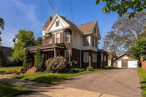 144 Vandervoort St, North Tonawanda, NY 14120