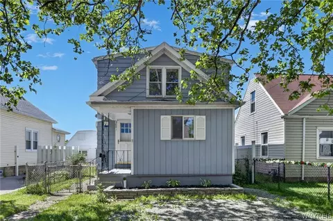 3041 Falls St, Niagara Falls, NY 14303