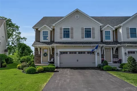 172 Northill Dr #A, Amherst, NY 14221