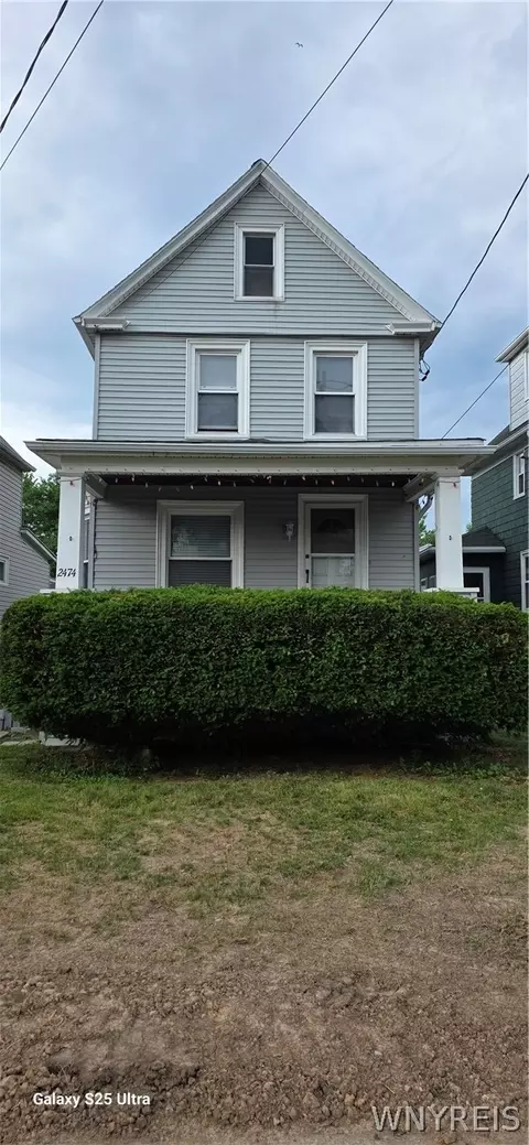 2474 Pierce Ave, Niagara Falls, NY 14301