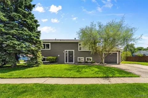 32 Sylvia Dr, Depew, NY 14043