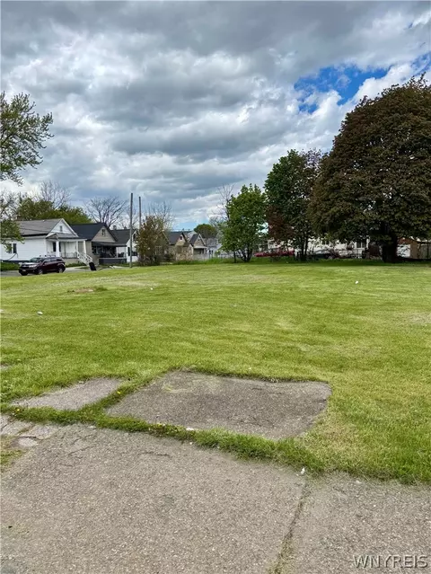 774 William St, Buffalo, NY 14206