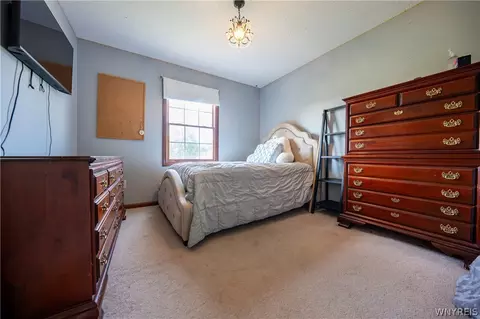 Bedroom - 6748 E High St, Lockport, NY 14094 photo 6 of 7