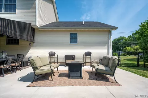 Exterior - 6748 E High St, Lockport, NY 14094 photo 2 of 8