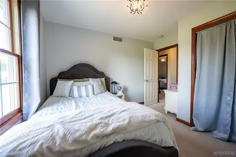 Bedroom - 6748 E High St, Lockport, NY 14094 photo 3 of 7