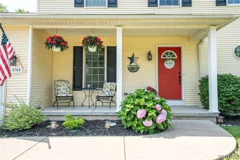 Exterior - 6748 E High St, Lockport, NY 14094 photo 1 of 7