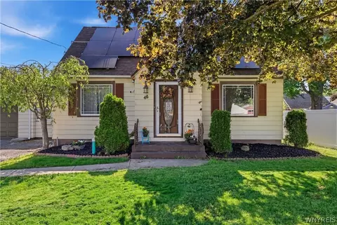 46 Pine St, North Tonawanda, NY 14120