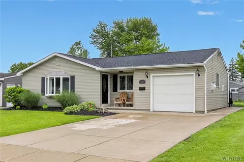 12 Sylvia Dr, Depew, NY 14043