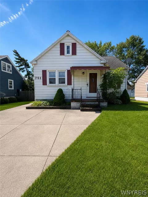 751 Moore Ave, Buffalo, NY 14223