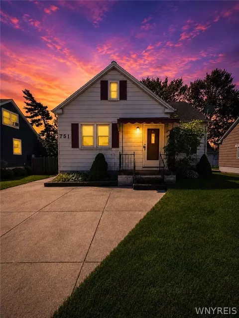 751 Moore Ave, Buffalo, NY 14223