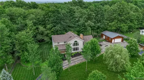 1412 Center St, Aurora, NY 14052